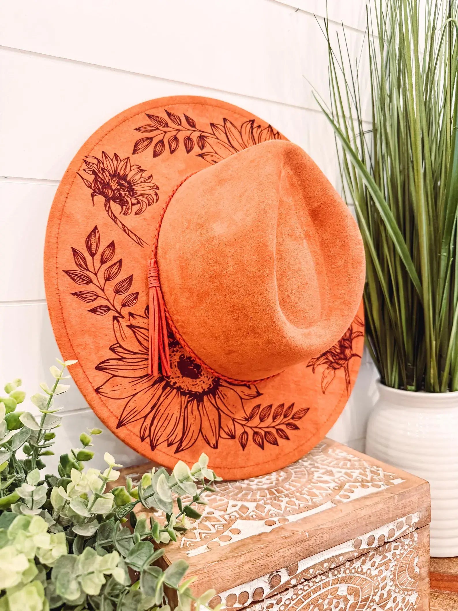 Engraved Floral Hat