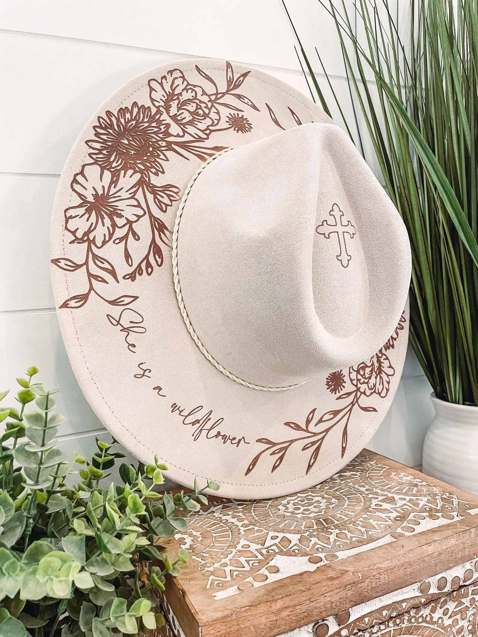 Engraved Floral Hat