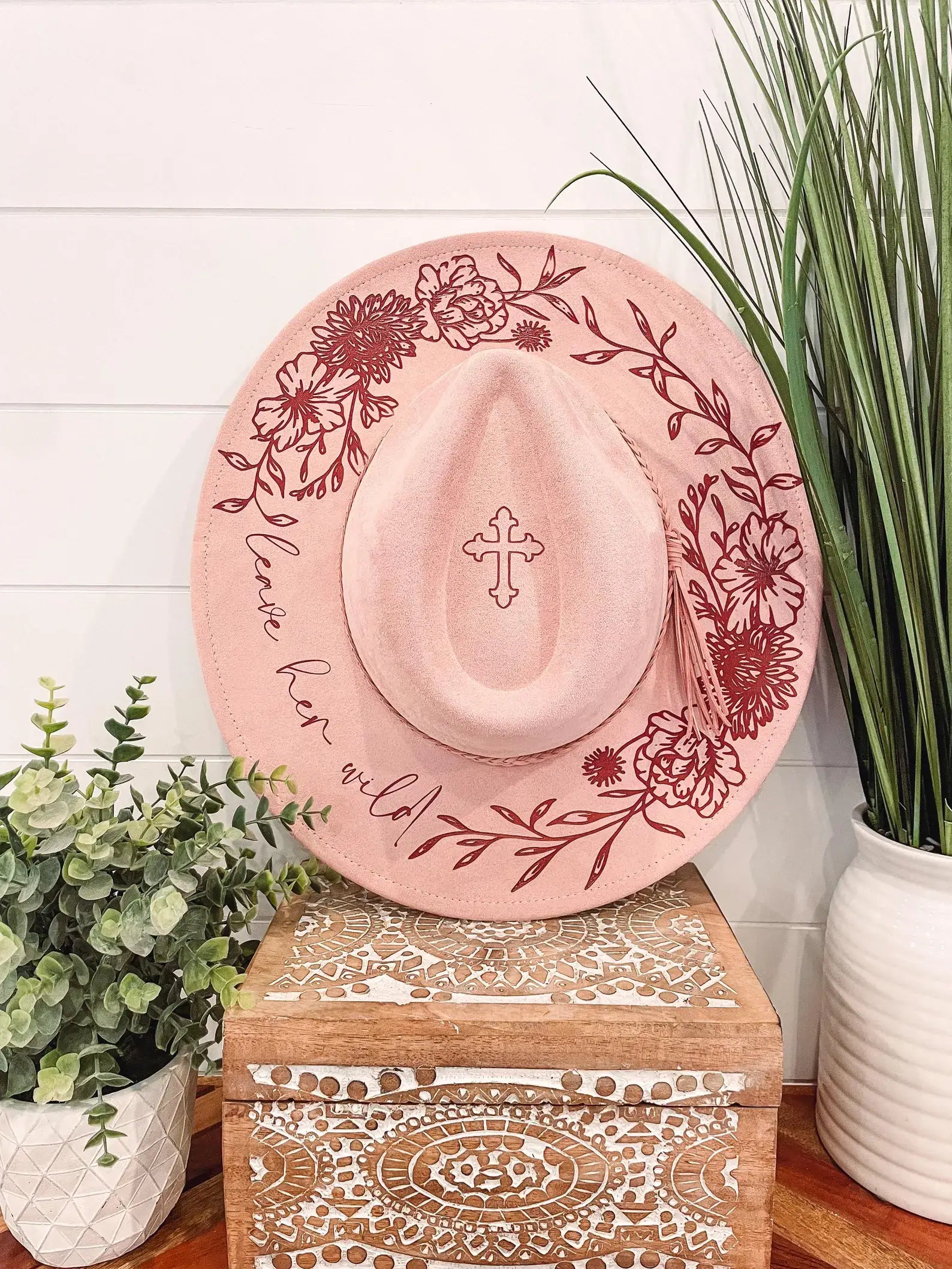 Engraved Floral Hat