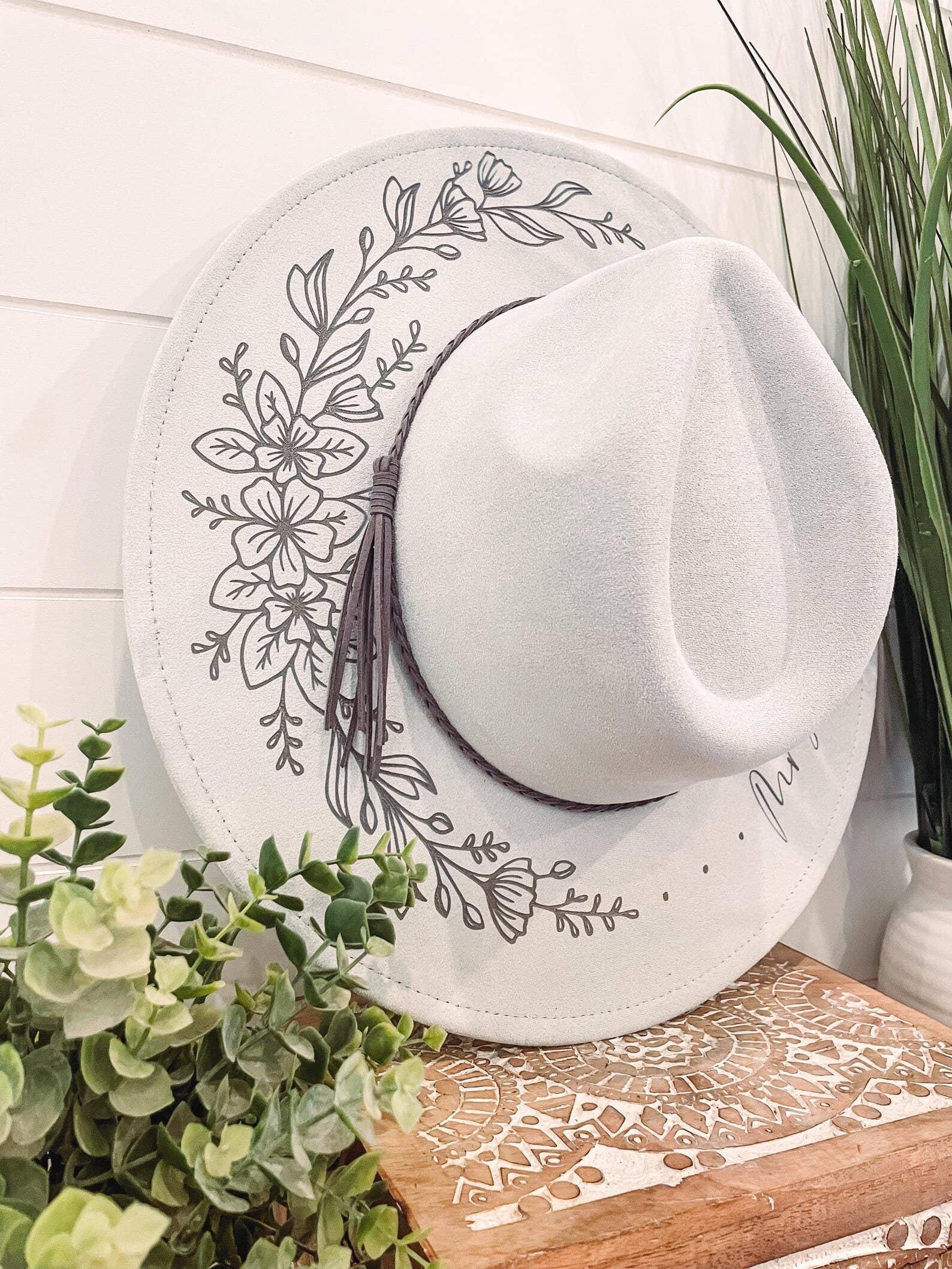 Engraved Floral Hat