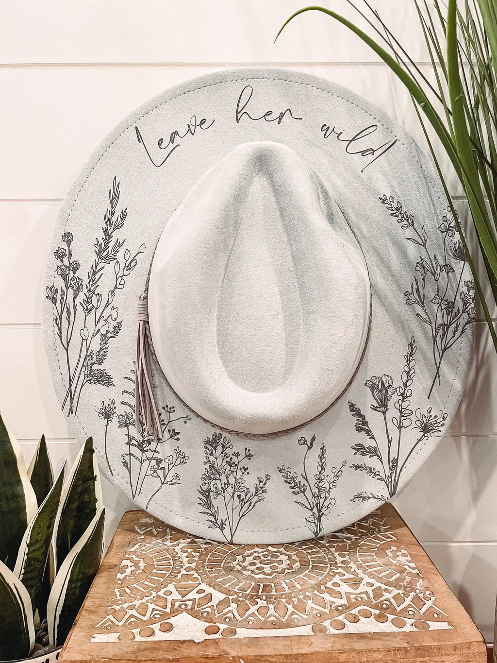 Engraved Floral Hat