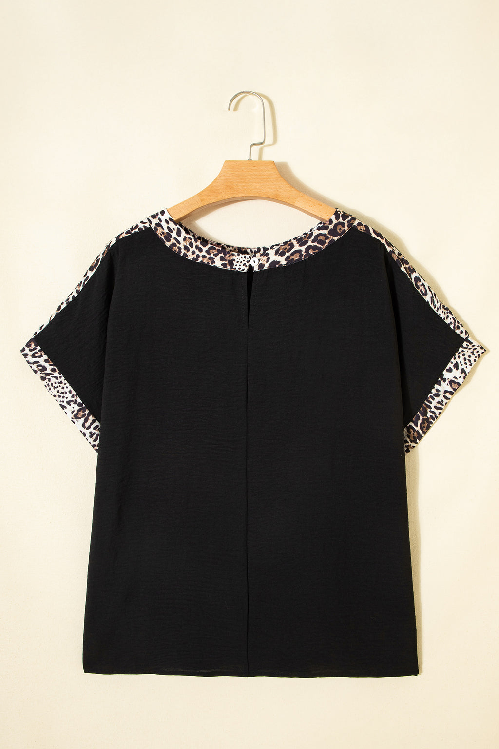Black Plus Size Leopard Patchwork Round Neck Loose Shirt