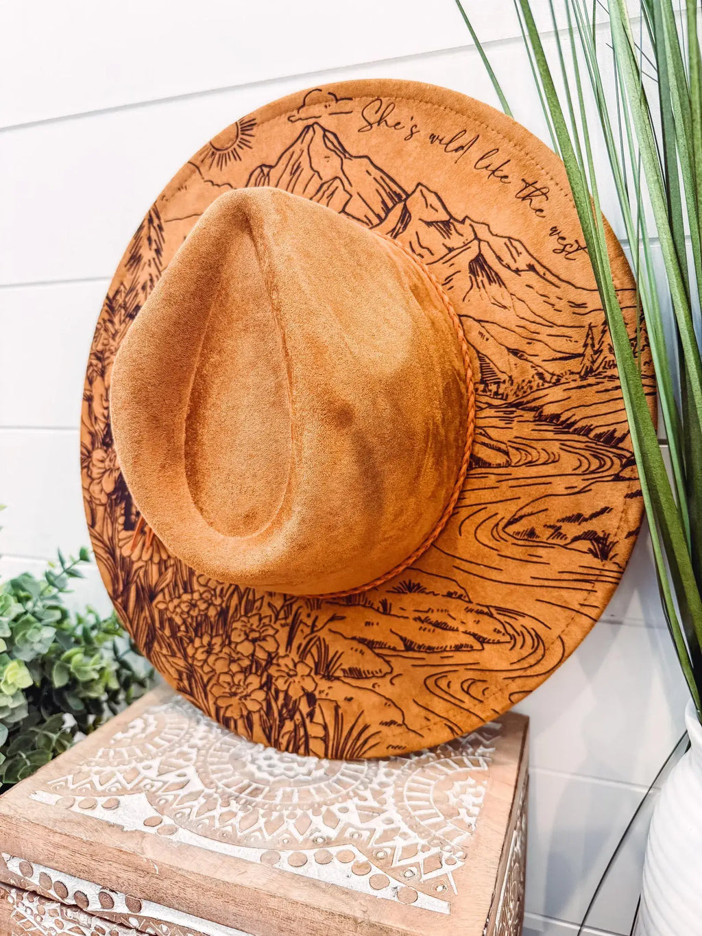 Engraved Floral Mountain Hat