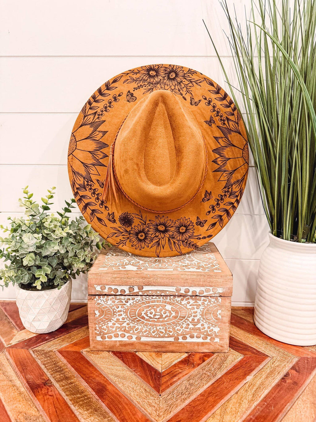 Engraved Floral Hat