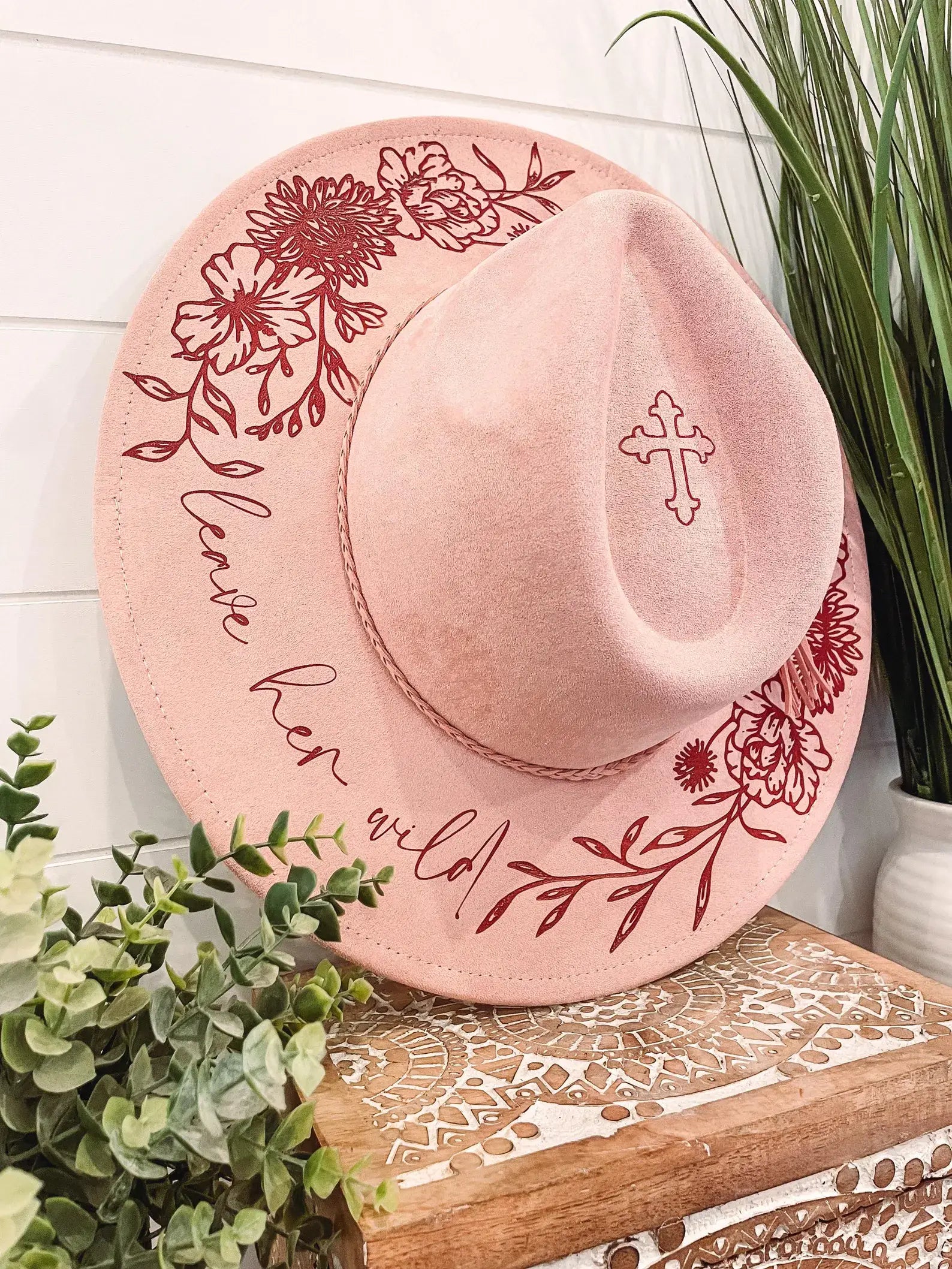 Engraved Floral Hat