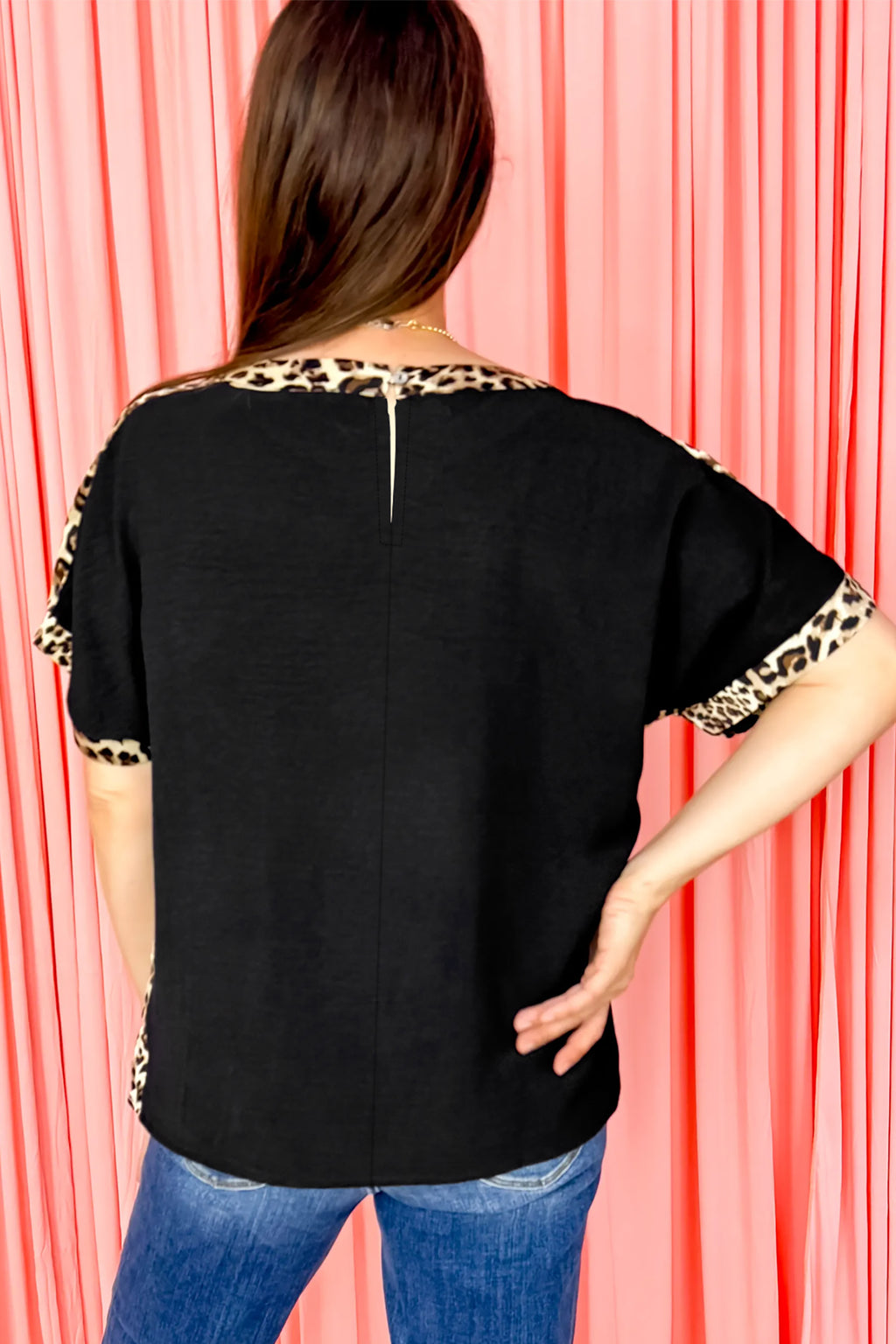 Black Plus Size Leopard Patchwork Round Neck Loose Shirt