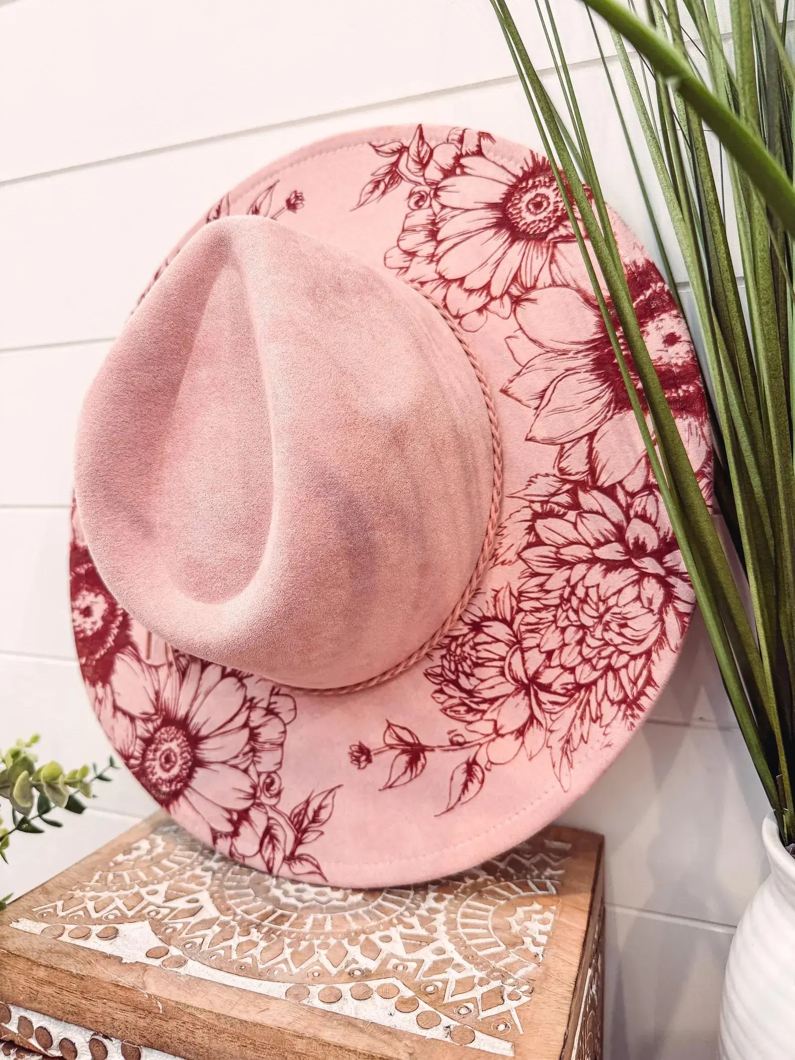 Engraved Floral Hat
