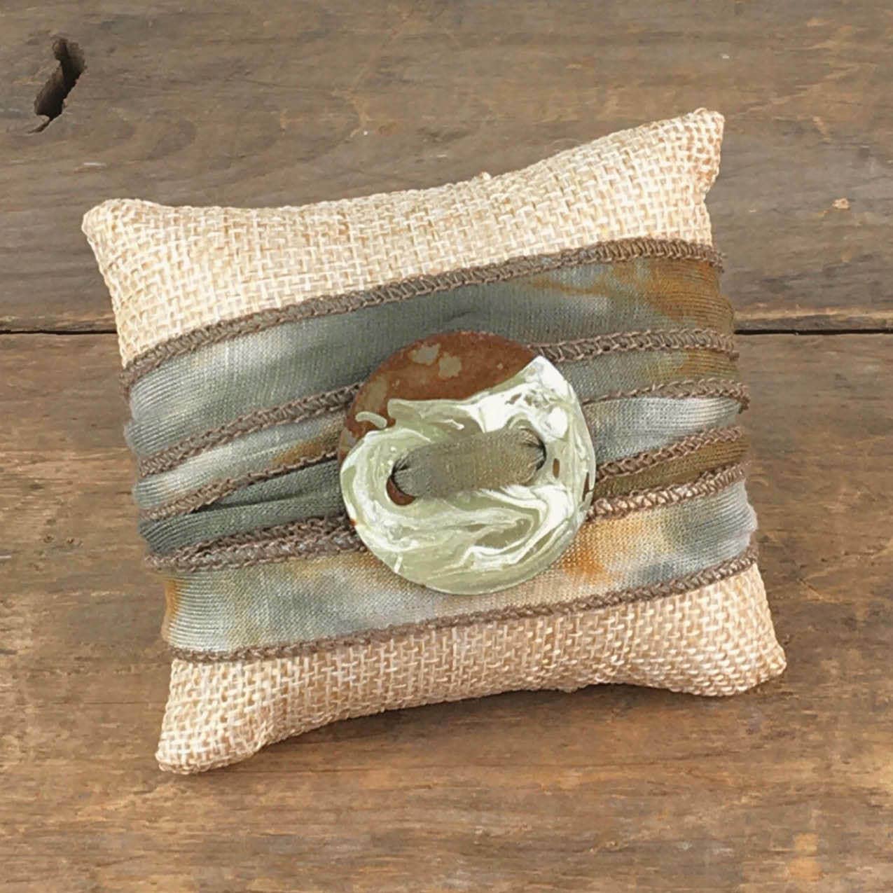 Ocotillo Dyed Wrap with Round