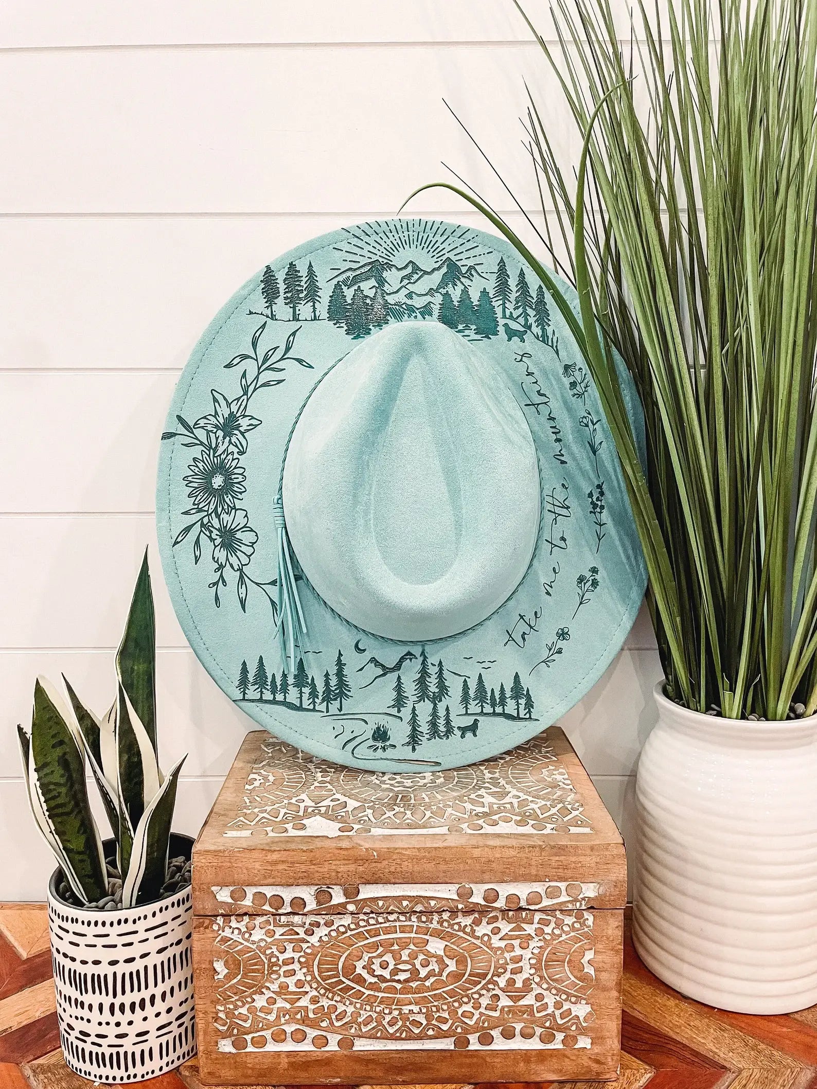 Engraved Floral Mountain Hat