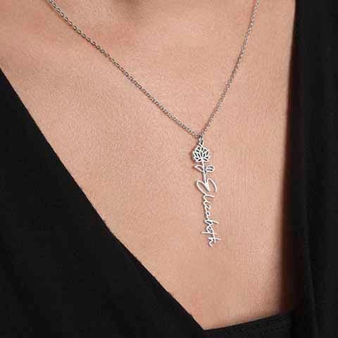 Personalized Birth Flower Name Necklace – BoHo Floral Keepsake Gift